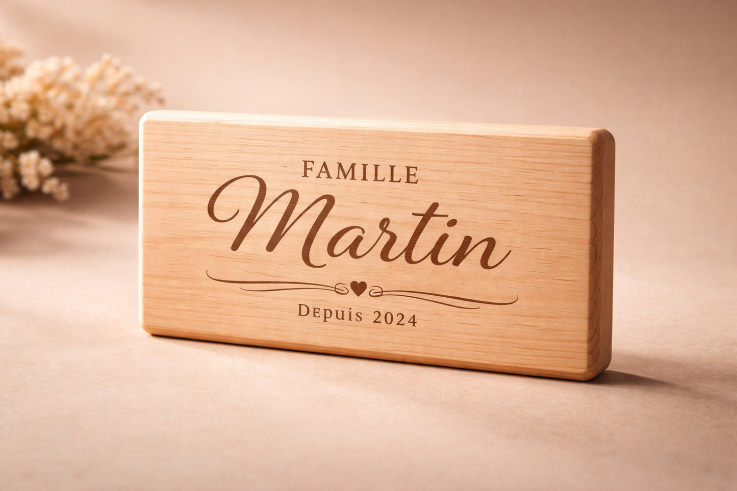 Plaque en bois gravée – Famille